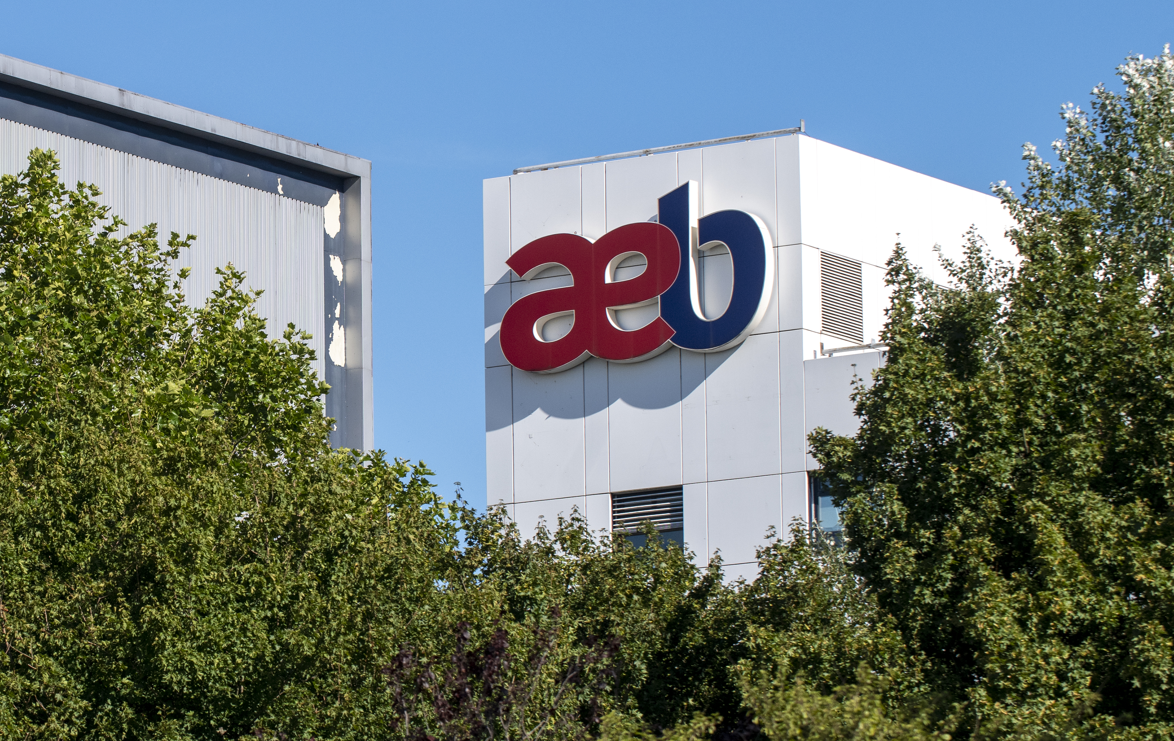 Municipality of Amsterdam launched the sale of AEB